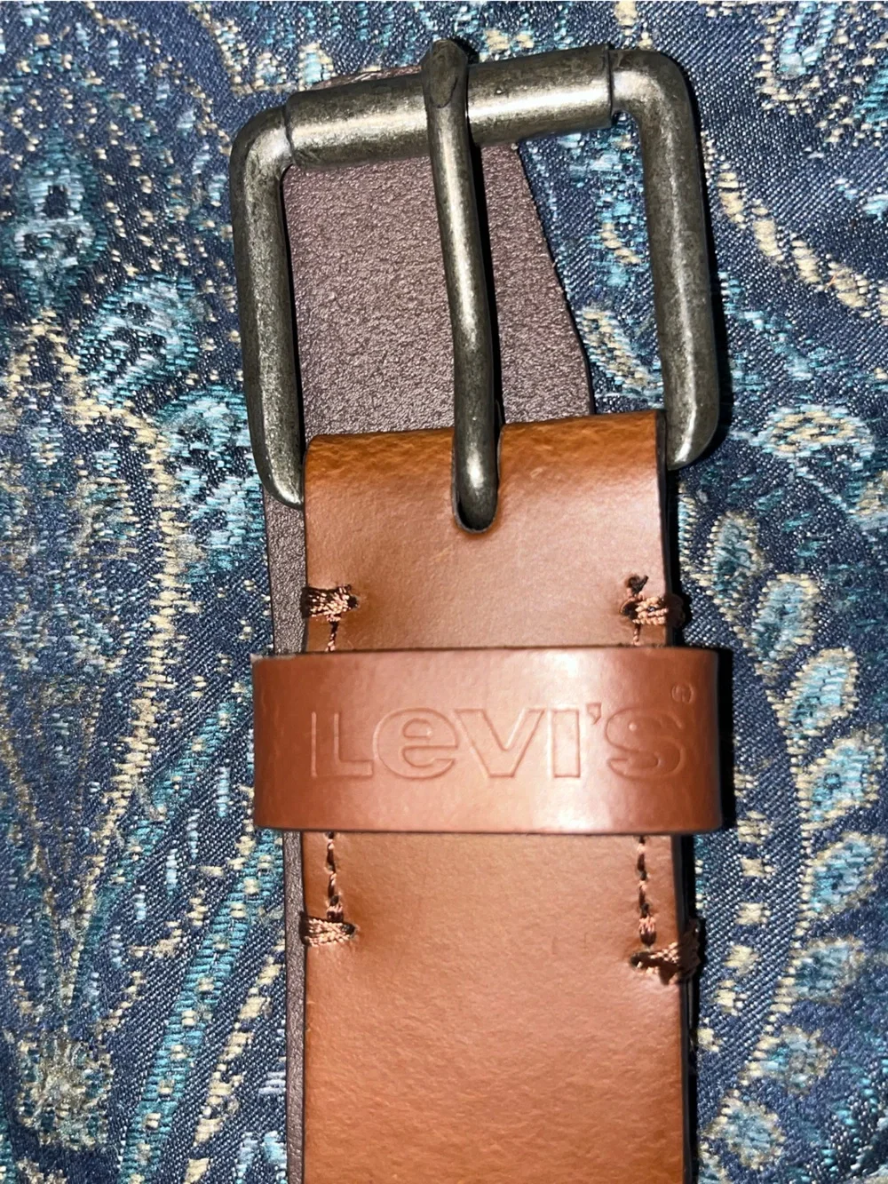 Levi's Men's Two-Tone Brown Leather Belt with Metal Buckle